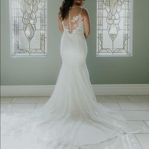 Rosa Clara Wedding Dress